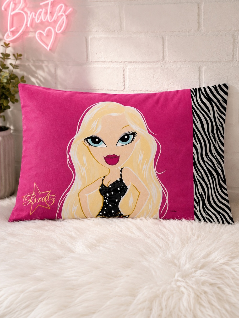 Bratz Vintage Y2K Pillowcase Pink Zebra Print Doll Bedroom Decor